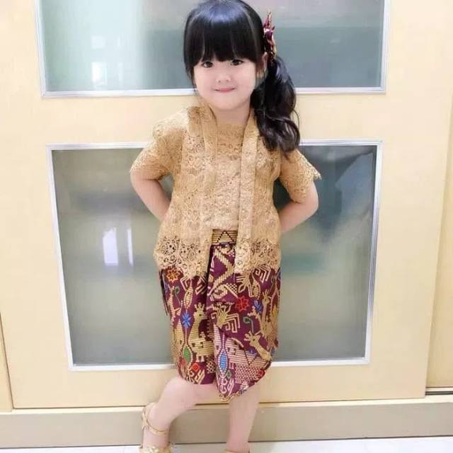 SETELAN KEBAYA - KEBAYA ANAK - KEBAYA KUTUBARU - PAKAIAN ANAK - KEBAYA BROKAT - ROK ANAK PENDEK