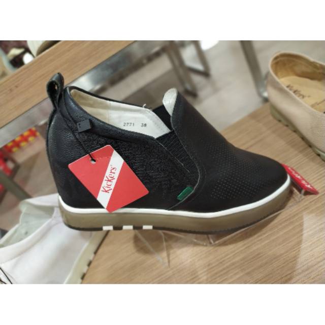 SEPATU BOOTS KICKERS ORIGINAL 100%