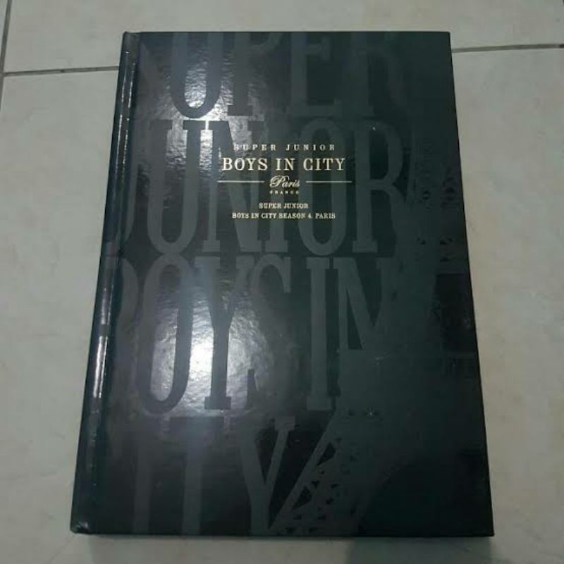 Buku Super Junior Boys In City