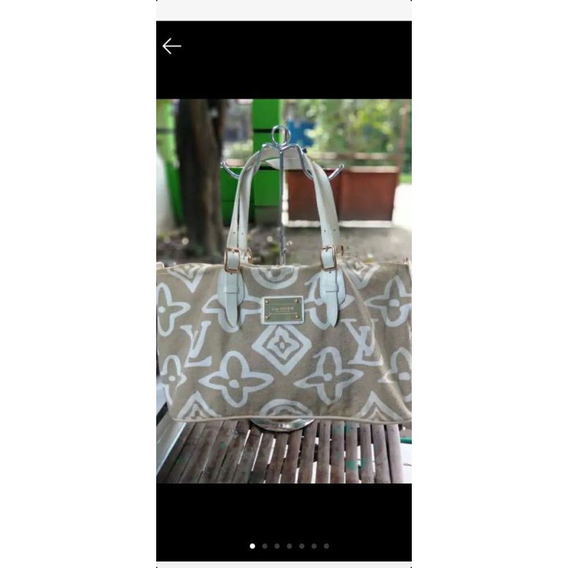Preloved tas tote LV