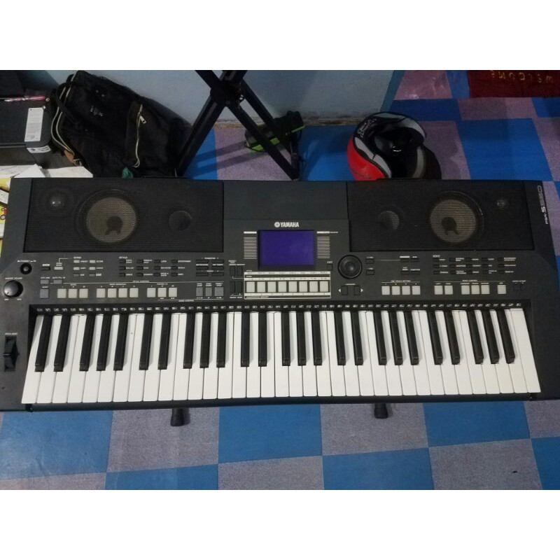 keyboard yamaha psr s550