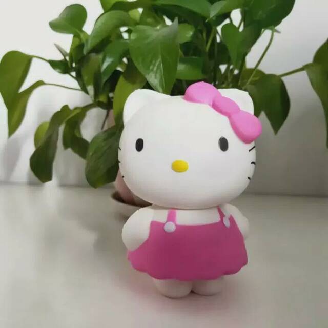 Squishy jumbo hello kitty