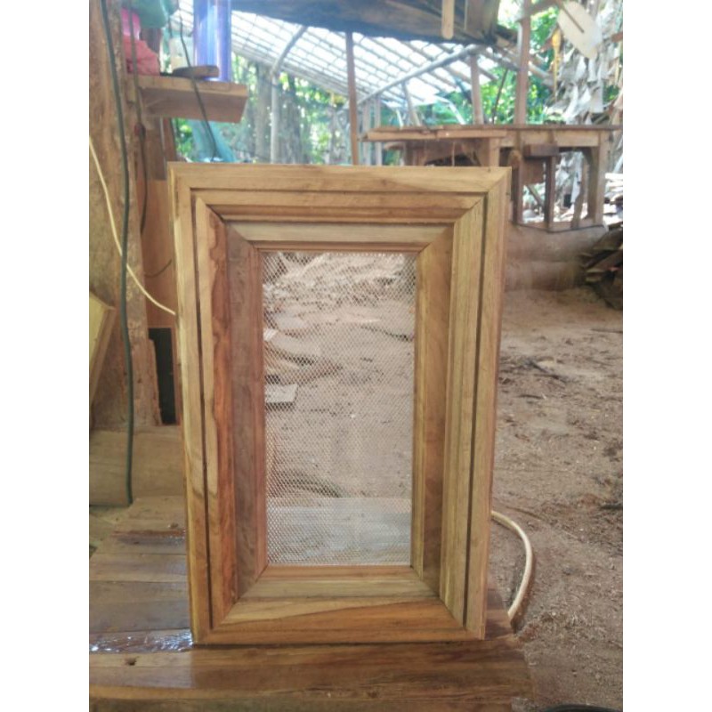 Loster kayu jaring anti nyamuk