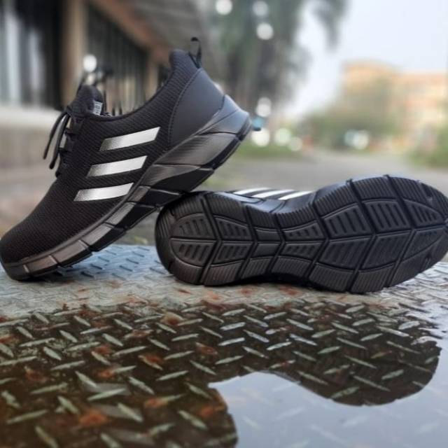 IKKLAS LANSPORT CITY SNEAKERS ADIDAS SLIPON FULL BLACK