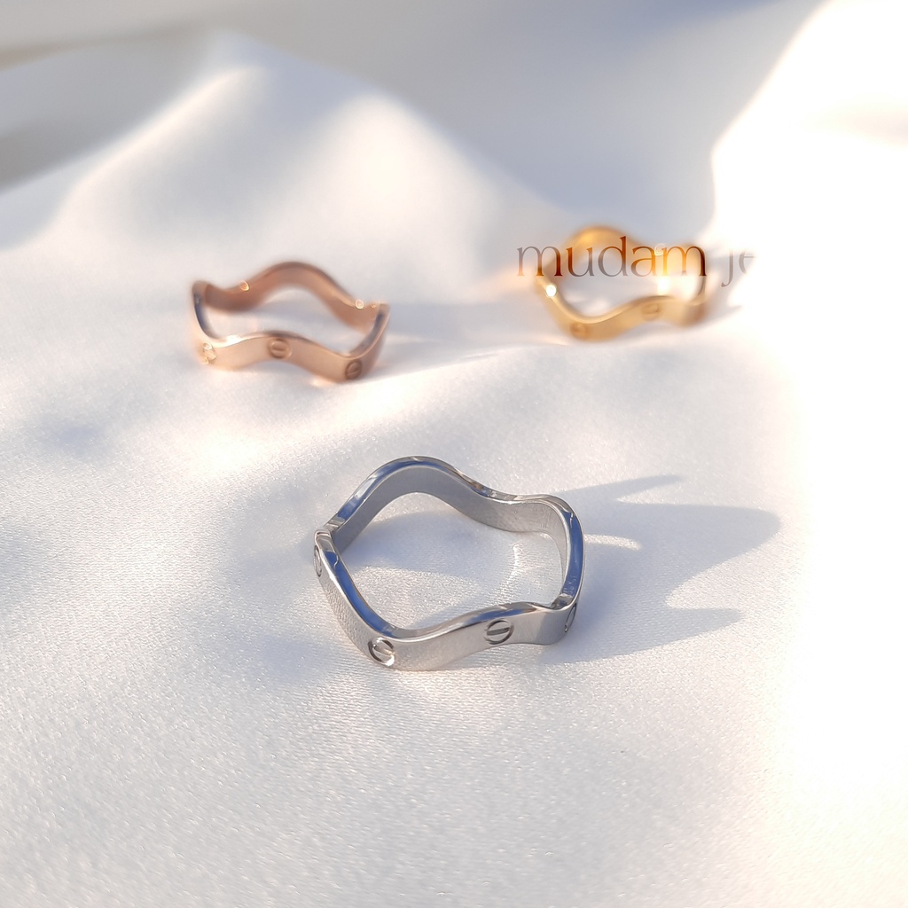 Cincin Titanium Unisex Model Gelombang Tersedia Warna Rosegold, Gold dan Silver