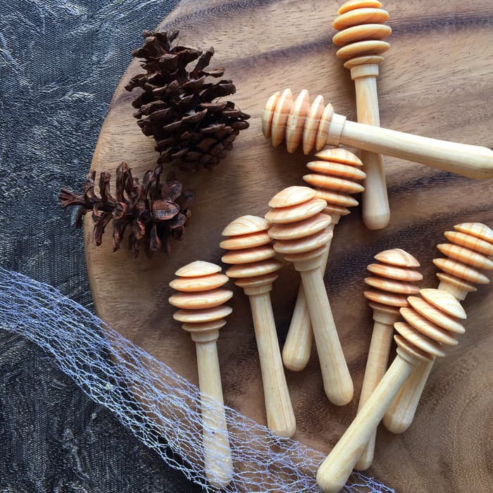 

Honey Dipper/ Sendok Madu Kayu Pinus Mini - 12cm