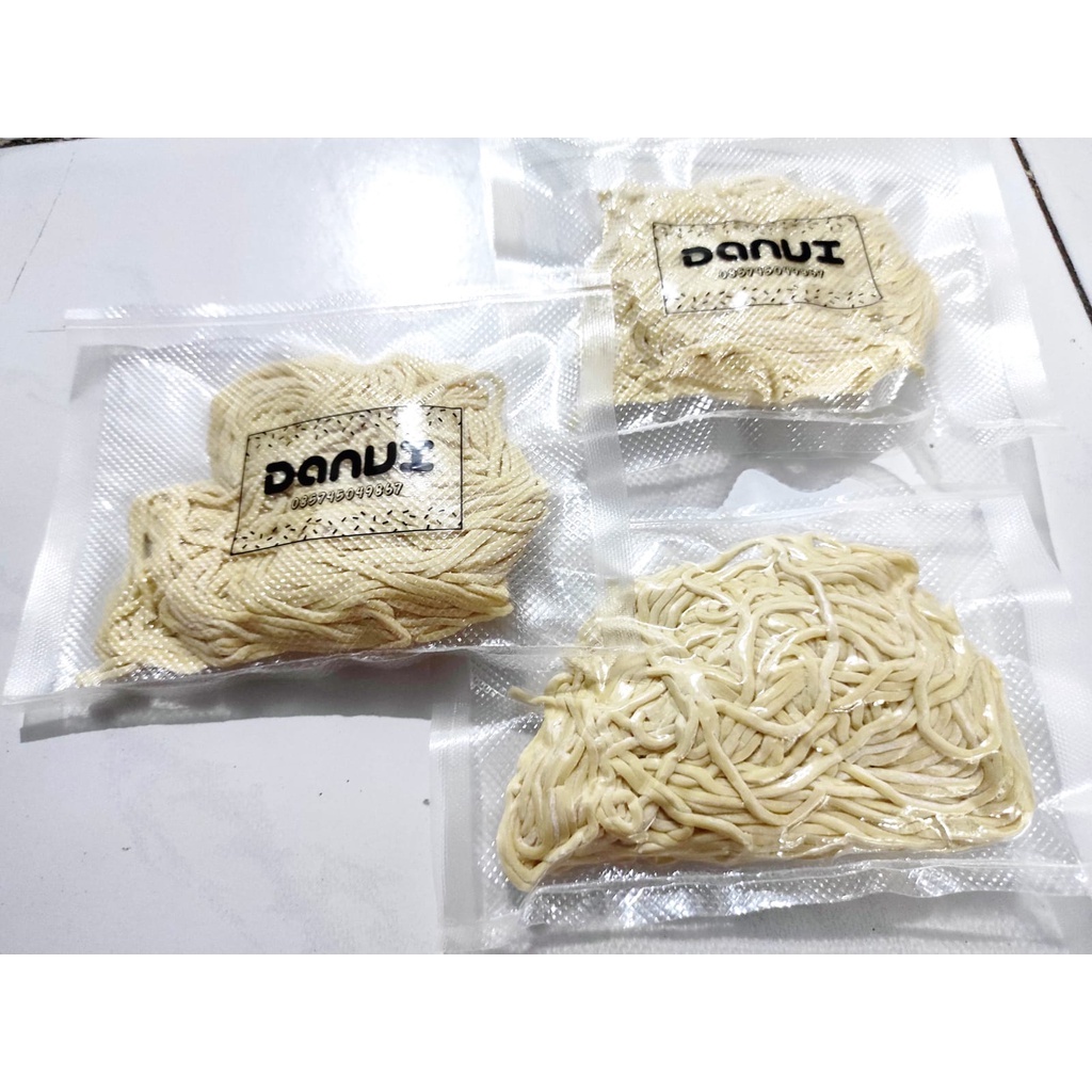 

3 PORSI MIE TELUR BASAH FROZEN VACUUM | 100GRAM x 3 dan MINYAK BUMBU