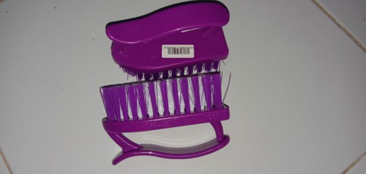 Hawaii Striko Sikat Baju