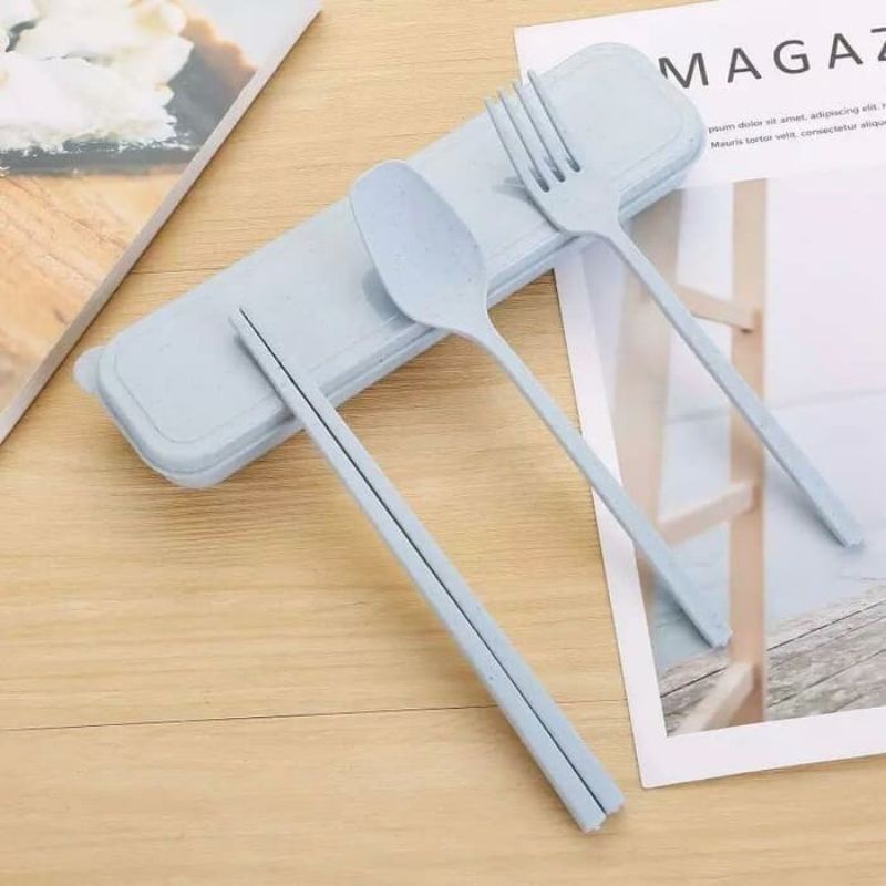 SENDOK GARPU SUMPIT PORTABLE 1 SET PLUS KOTAK PENYIMPANAN ALAT MAKAN SET PERLENGKAPAN MAKAN