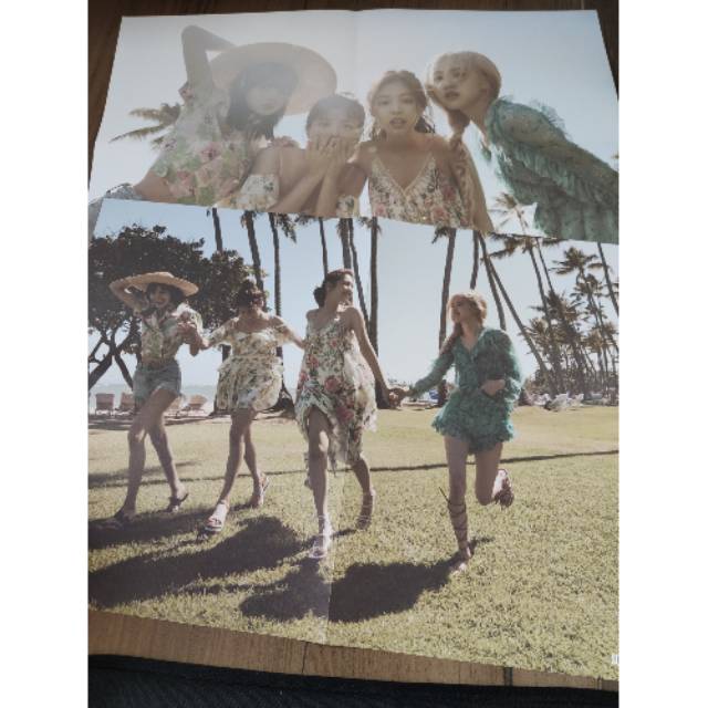 

BLACKPINK Summer Diary Poster