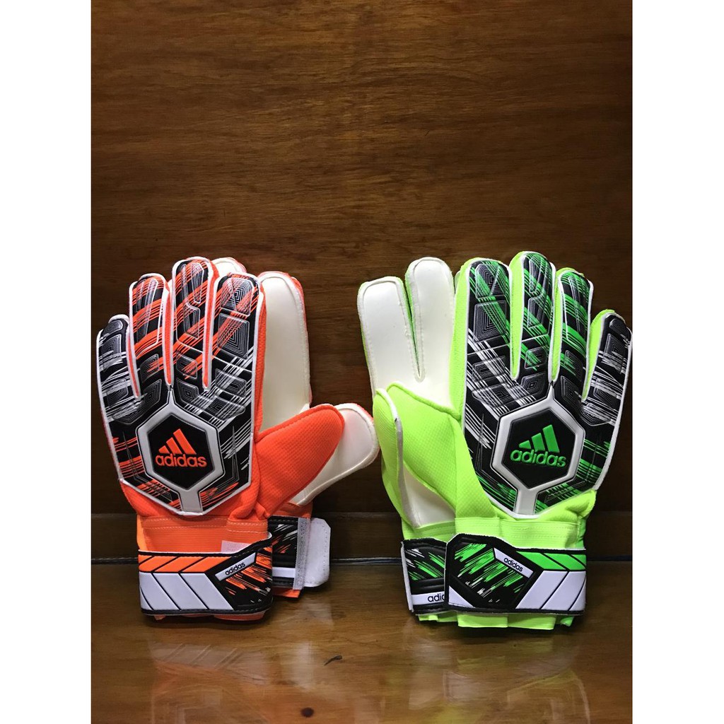 Sarung Tangan Kiper Adidas Tulang