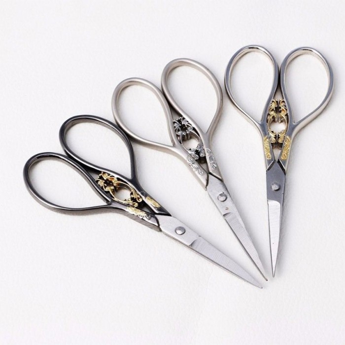 

European Vintage Floral Scissors Stainless Steel Sewing Shears J1 MA13