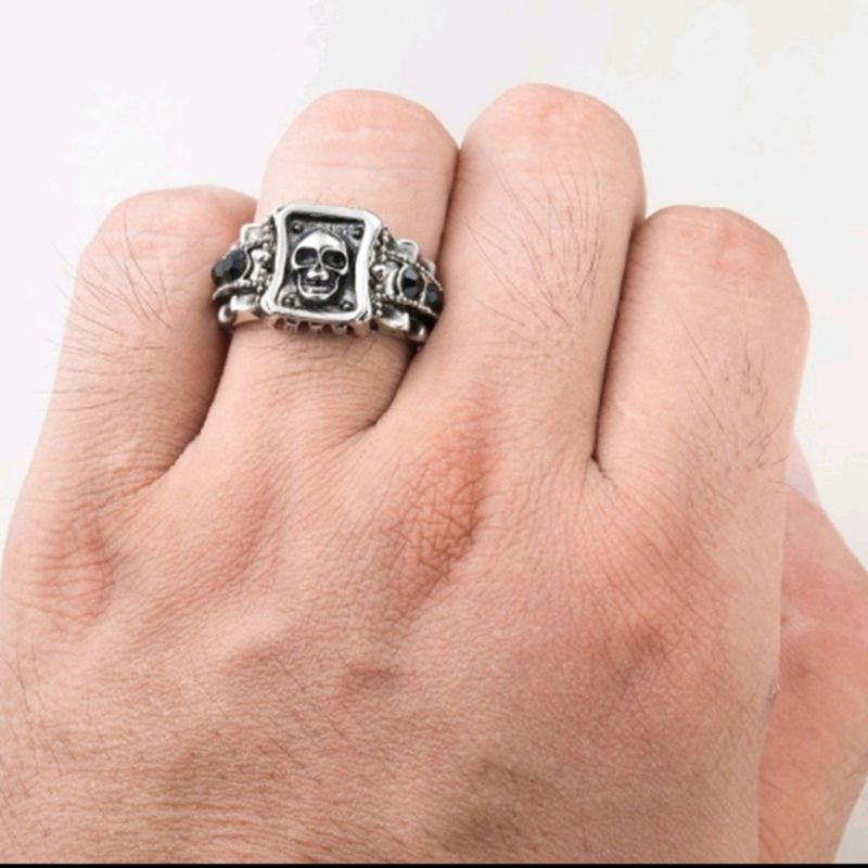 CINCIN TENGKORAK KOTAK ELEGAN PREMIUM MODEL RETRO VINTAGE  SKULL RING LAPISAN LOGAM