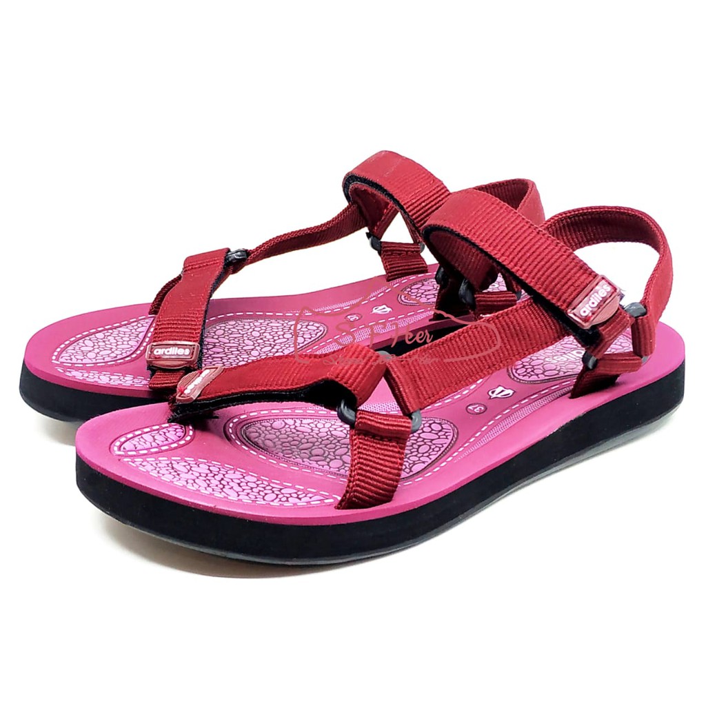 SFH SANDAL GUNUNG WANITA ARDILES BELLUCI