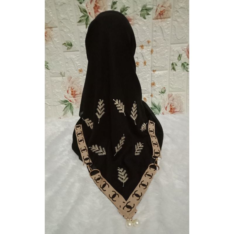 Hijab Segiempat Gesper Bordir Premium//hijab bordir