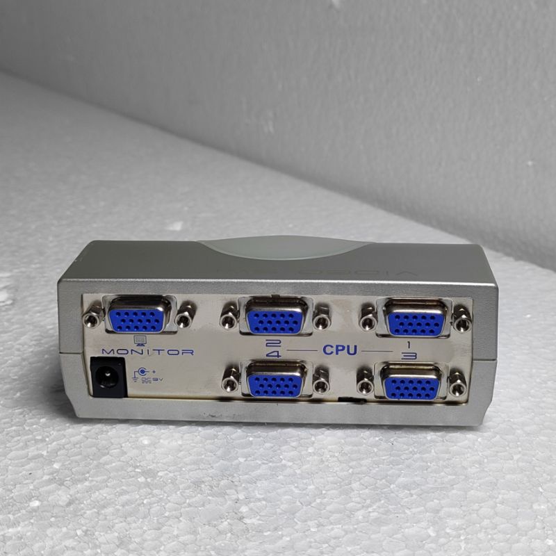 ATEN 4 Port Video KVM Switch VS-491