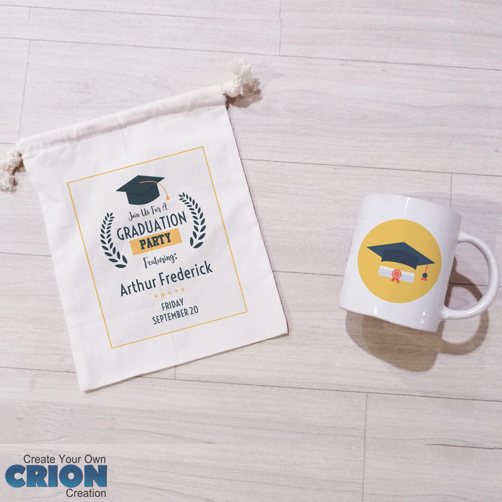 Hampers Graduation pouch bisa request nama - souvenir/kado - By Crion