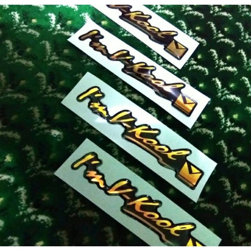 Sticker Mobil Timbul Stiker Resin Im VKool V-Kool V Kool Warna Gold atau Emas