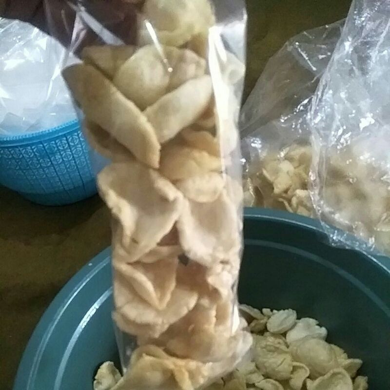 

krupuk nyel kenyel\krupuk bawang