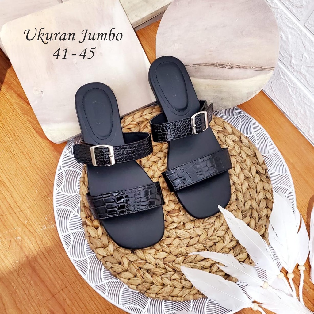 Sendal wanita Big Size Ukuran Jumbo Besar / Sendal Teplek Hitam 41-42-43-44-45
