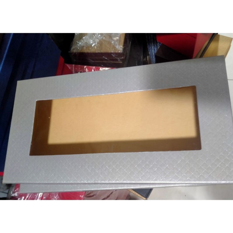 KOTAK HAMPERS KOTAK MUKENA BERBAHAN KOKOH ( TIDAK BOLEH BELI BOX SAJA HARUS SAMA MUKENA)