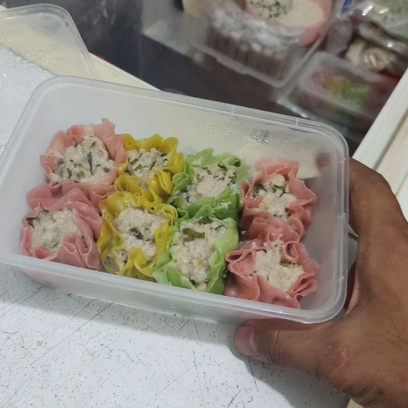 

Ikan Laut Bungkus Kulit Lompia Plus Sayur Tanpa Pengawet Maupun Pewarna Homemade Kualitas Pabrik