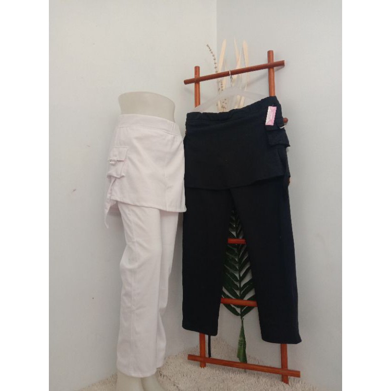 CELANA ROK SENAM JUMBO