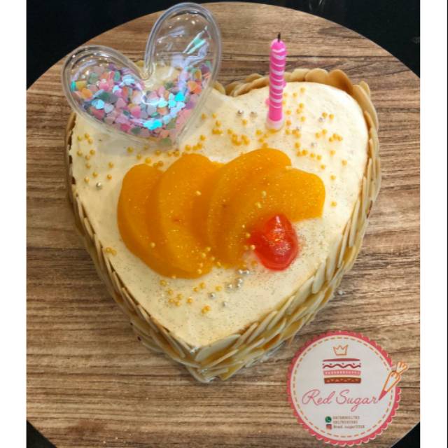 

Fruit cake (heart shape)