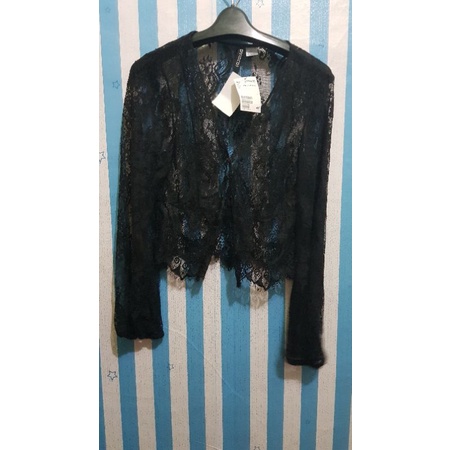 Preloved Hnm Outer Lace