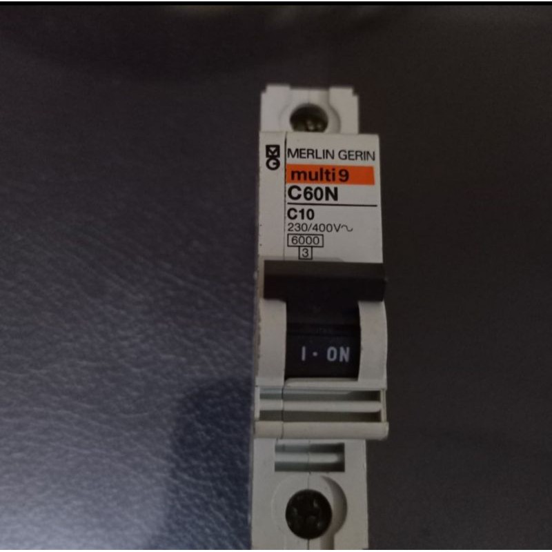 MCB 1 PHASE 10 AMPERE MERLIN GERIN ORIGINAL BAGUS MURAH