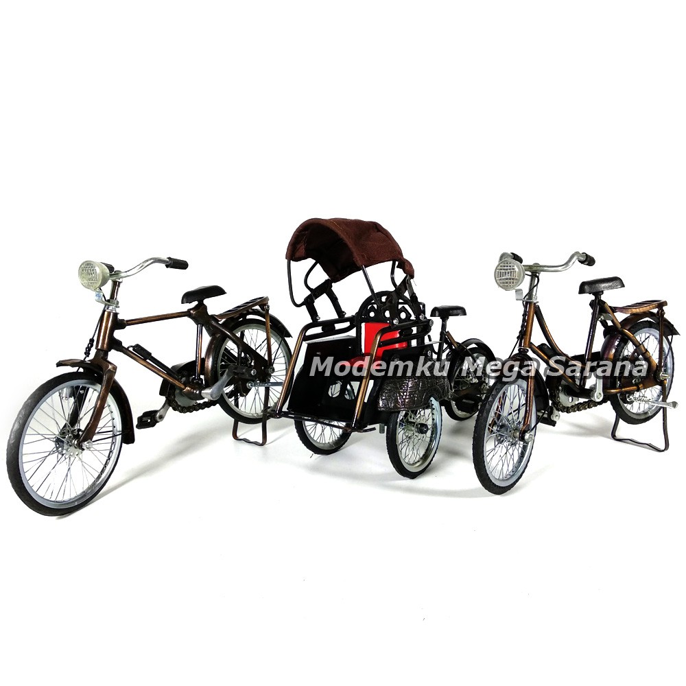 Paket Antik Jogja - Miniatur Becak Besi Miniatur Sepeda Onthel Laki &amp; Perempuan