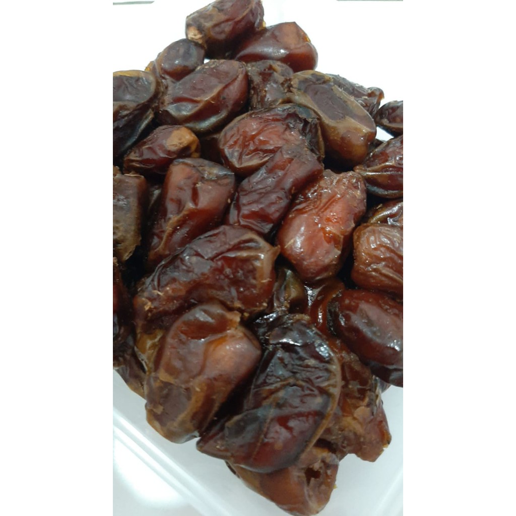

Kurma Mesir enak (Tersedia ukuran 1/2 kg, 1kg dan 10 kg)