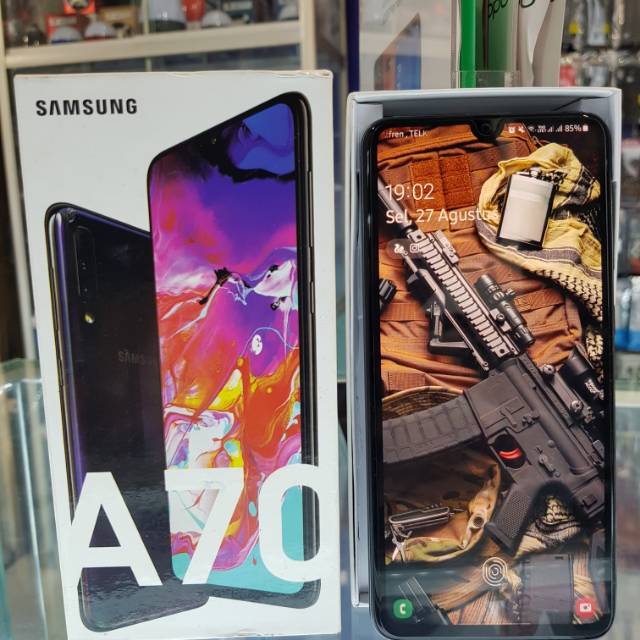 Samsung a70 6/128 gb