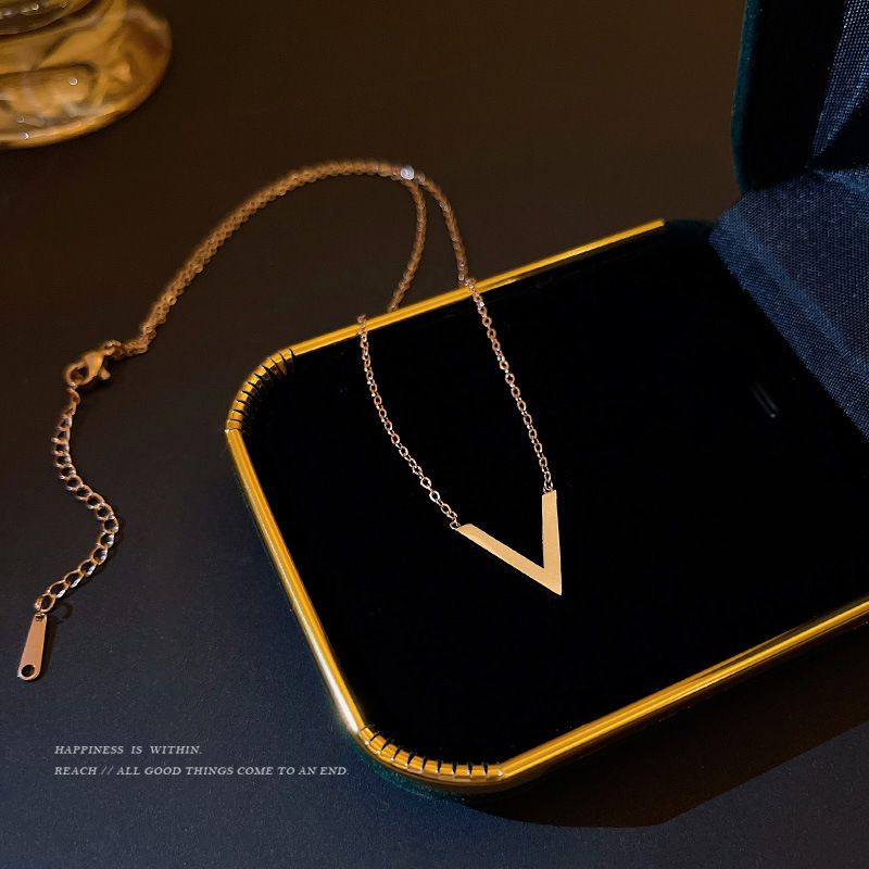 Kalung Titanium Koye V Rosegold K04139