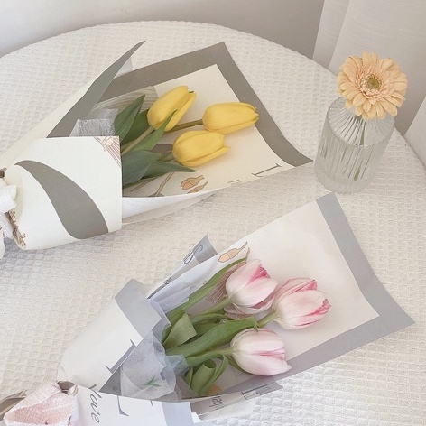 Flower Quotes Pattern Paper Wrap Kertas Buket Cellophane Kertas Bunga Paper Flower / Flower Wrapping / Cellophane / Wrap / Kertas Bunga / Kertas Kado / Flower Paper / Kertas Grosir / Kertas Import / Kertas Cellophane / Florist / Buket Bunga / Florist Supp