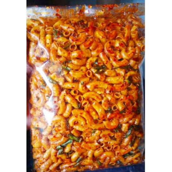 

MAKARONI BANTET PEDAS DAUN JERUK/1000gr/ENAK RENYAH DAN GURIH/MURAH