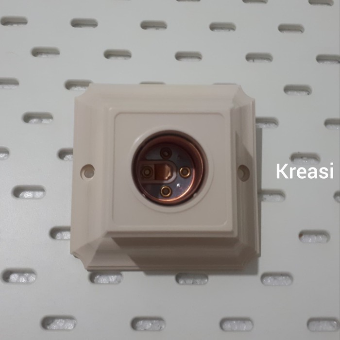 FITTING KAP LAMPU PLAFON KOTAK BROCO 1210 - KREM