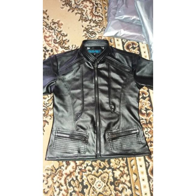 MUSLIMAH MODEL SEKARANG 2020 BAHAN ADEM/ PROMO... JAKET WANITA SEMI KULIT/JAKET CASUAL POPULER