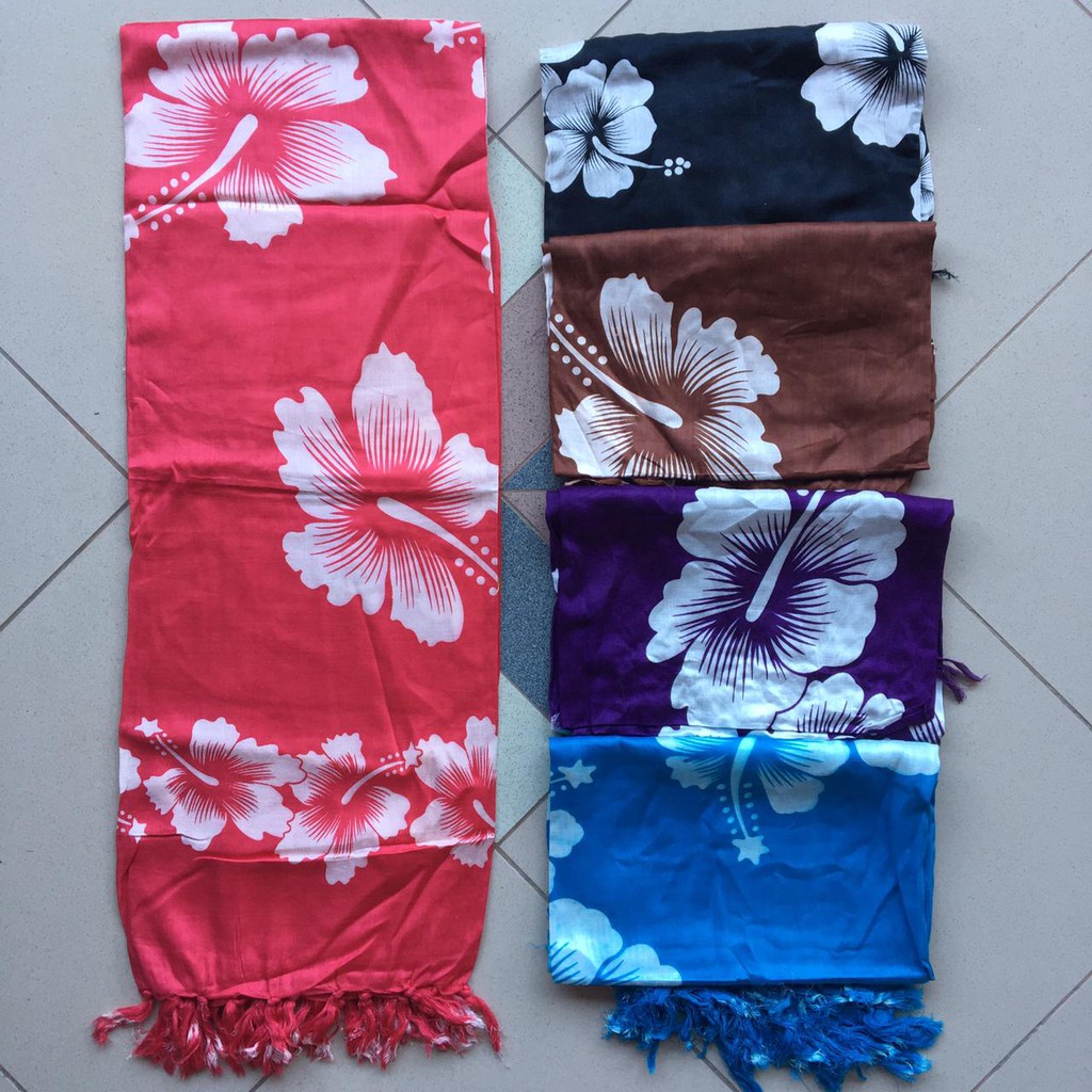 pakaian wanita kamen kain sarung pantai motif pucuk putih oleh oleh khas bali souvenir bali