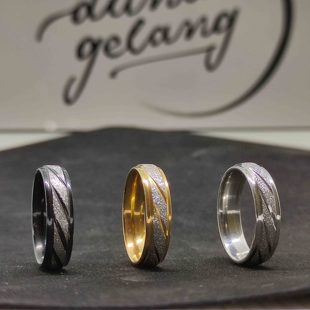 CINCIN TITANIUM PASIR SILVER GOLD HITAM / CINCIN PRIA WANITA ANAK COUPLE TUNANGAN / DUNIAGELANG.ID