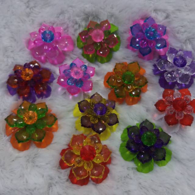 Bros Dahlia Bahan Manik Manik Akrilik Bisa Buat Sovenir Pernikahan