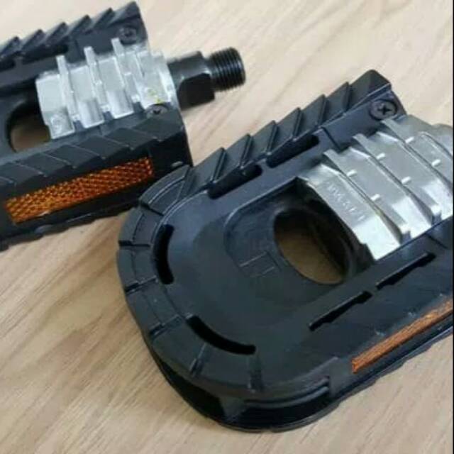 PEDAL SEPEDA LIPAT METAL HUB