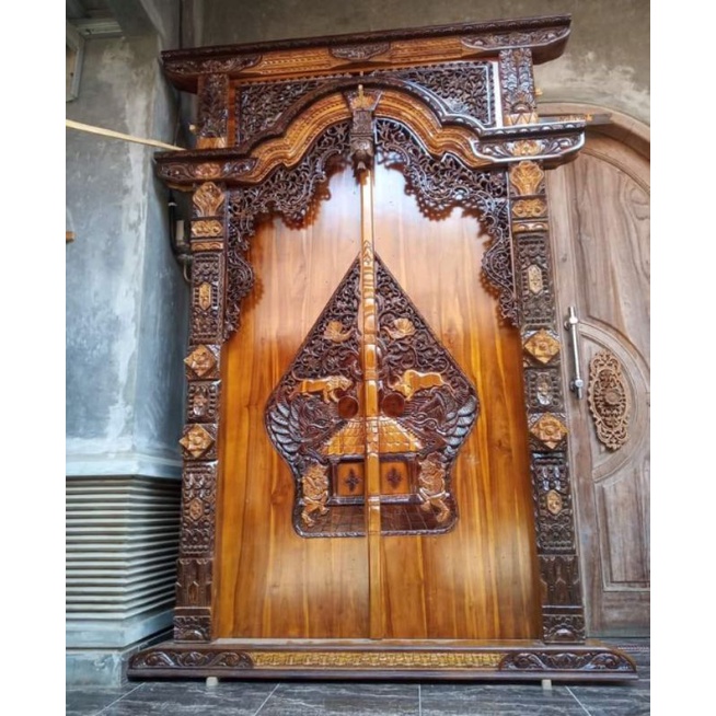 Pintu Gebyok Ukir Gapura 150cm x 250 Relief Gunungan