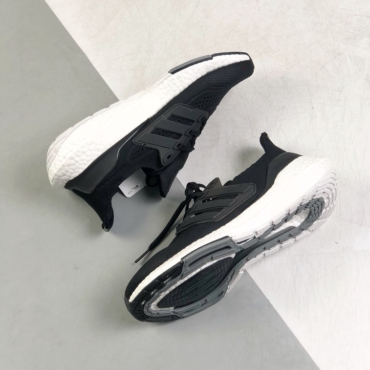 black ultra boost 21