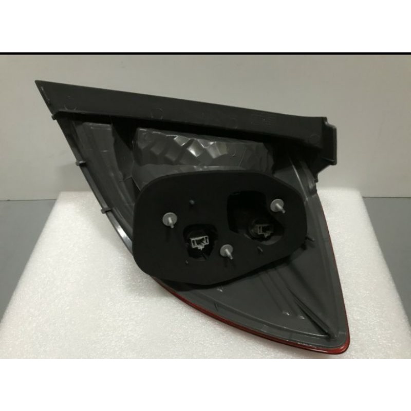 Stop Lamp Lampu Rem Stop Belakang Honda Jazz S RS GE8 2008 2009 2010 - Kanan