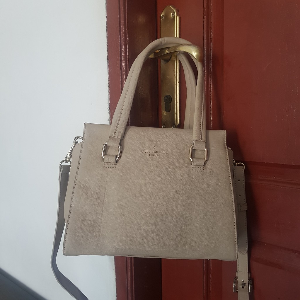 Preloved Sling Bag Pauls Boutique Taiga