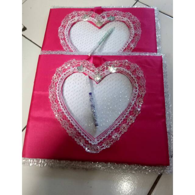 

Buku Tamu Undangan Isi 2 Buku (Motif Renda Love)