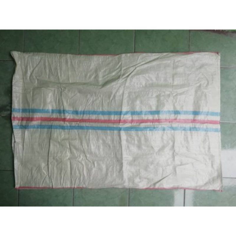 

Karung Plastik BEKAS (Bagor BEKAS) uk. 110 cm x 75 cm
