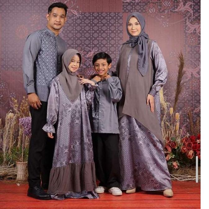 Bagus Banget.. ELZATTA COUPLE KELUARGA SARIMBIT MAILERA GREY SARIMBIT ELZATTA COUPLE KELUARGA NIBRAS