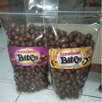 

SILVER QUEEN BITES ALMOND dan MEDE I Snack Kemasan Kiloan / Reepack